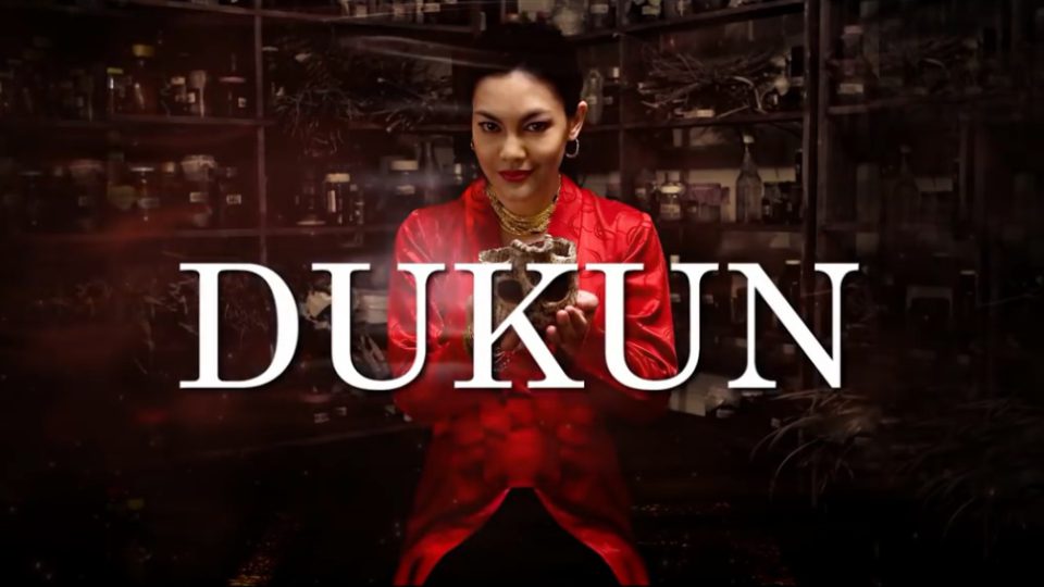 معرفی فیلم شمن Dukun